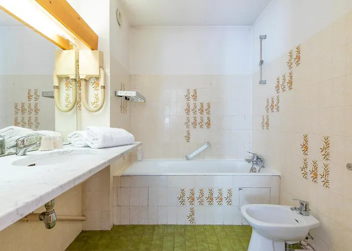 Szálloda Les Bains 3*