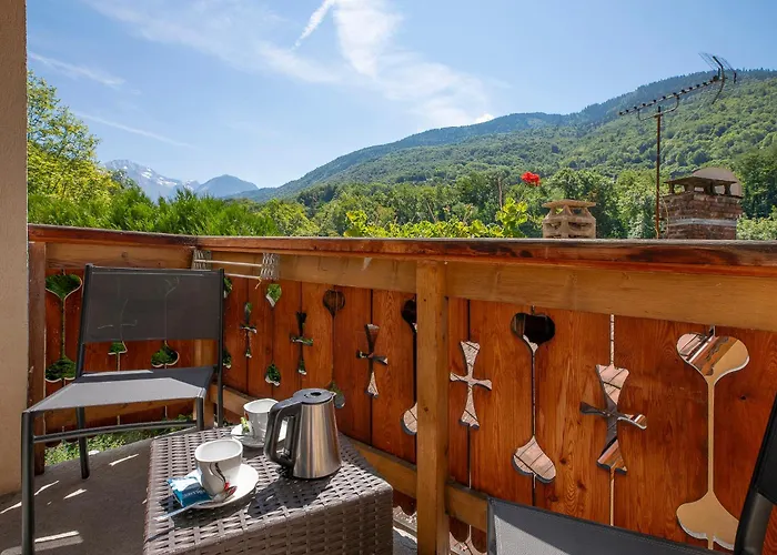 Les Bains Szálloda 3*