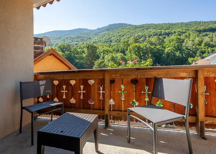 Les Bains Szálloda 3*